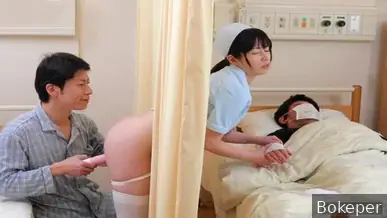 Perawat dan para pasien yang beruntung