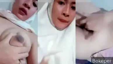 Ukhti Mukenah Bugil Binal Ngocok Memek Indo